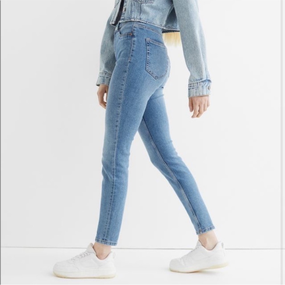 H&M Light Blue Women's Skinny Jeans